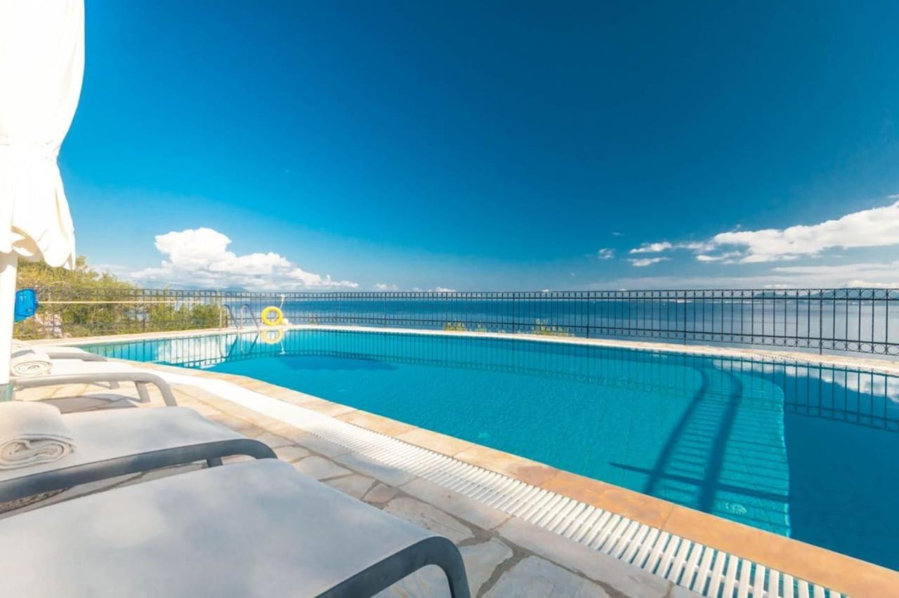 Villa Spyros Nisaki  外观 照片